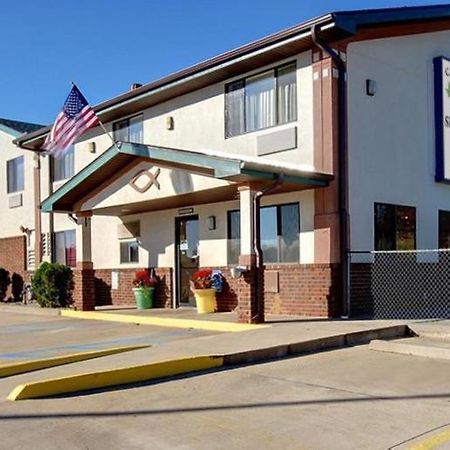 Cassville Four Seasons Inn & Suites Eksteriør billede